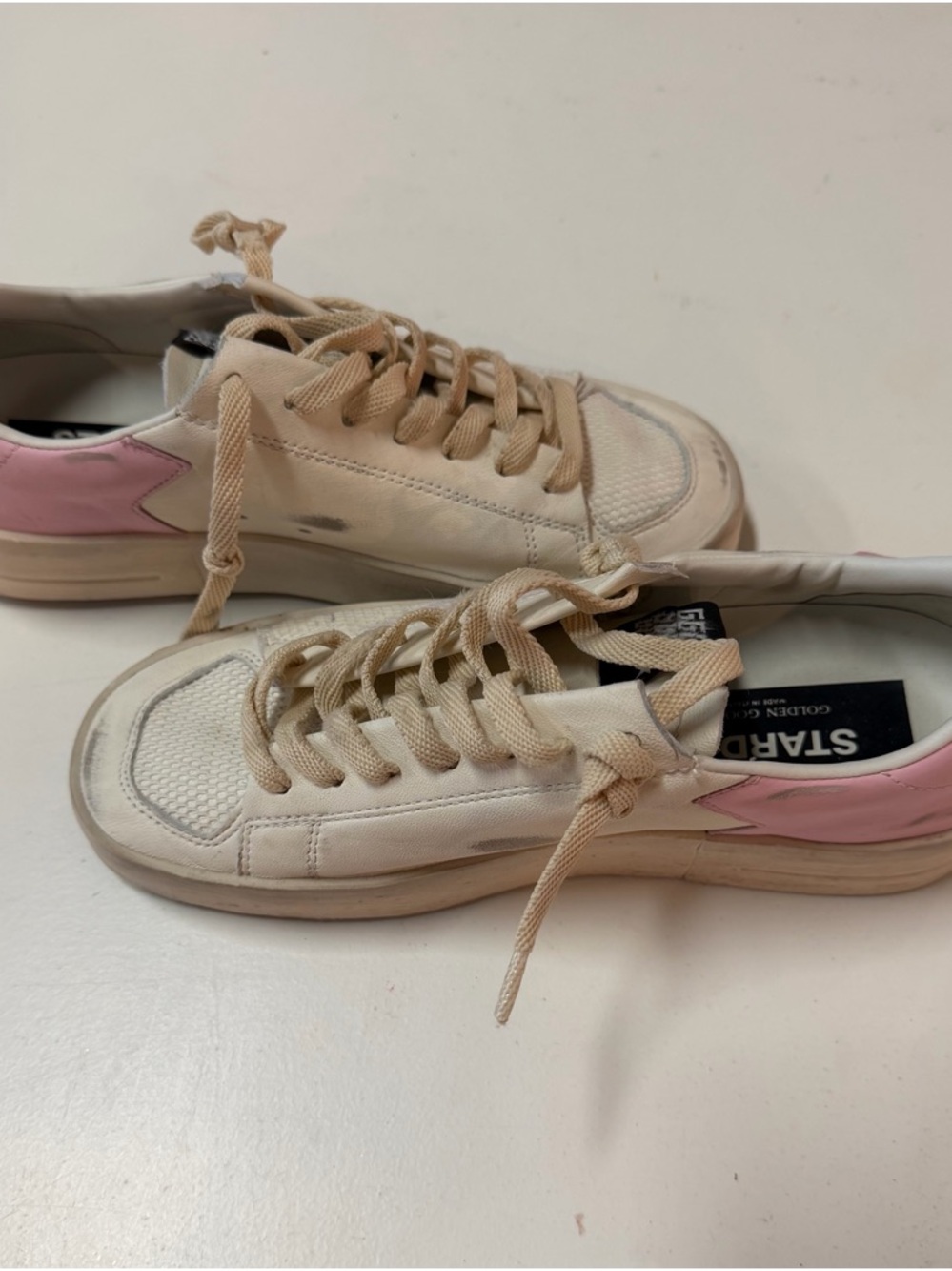 ® Women's white and Pink Low-Top Sneakers